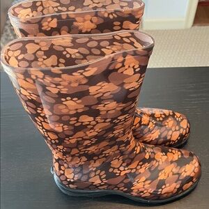 Sloggers Brown & Orange Paw Print Rain Boots